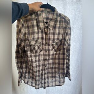 Women’s Carhartt Button Down